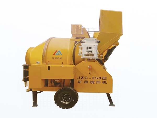 礦用濕噴臺(tái)車(chē)，礦用混凝土泵，礦用攪拌機(jī)發(fā)貨